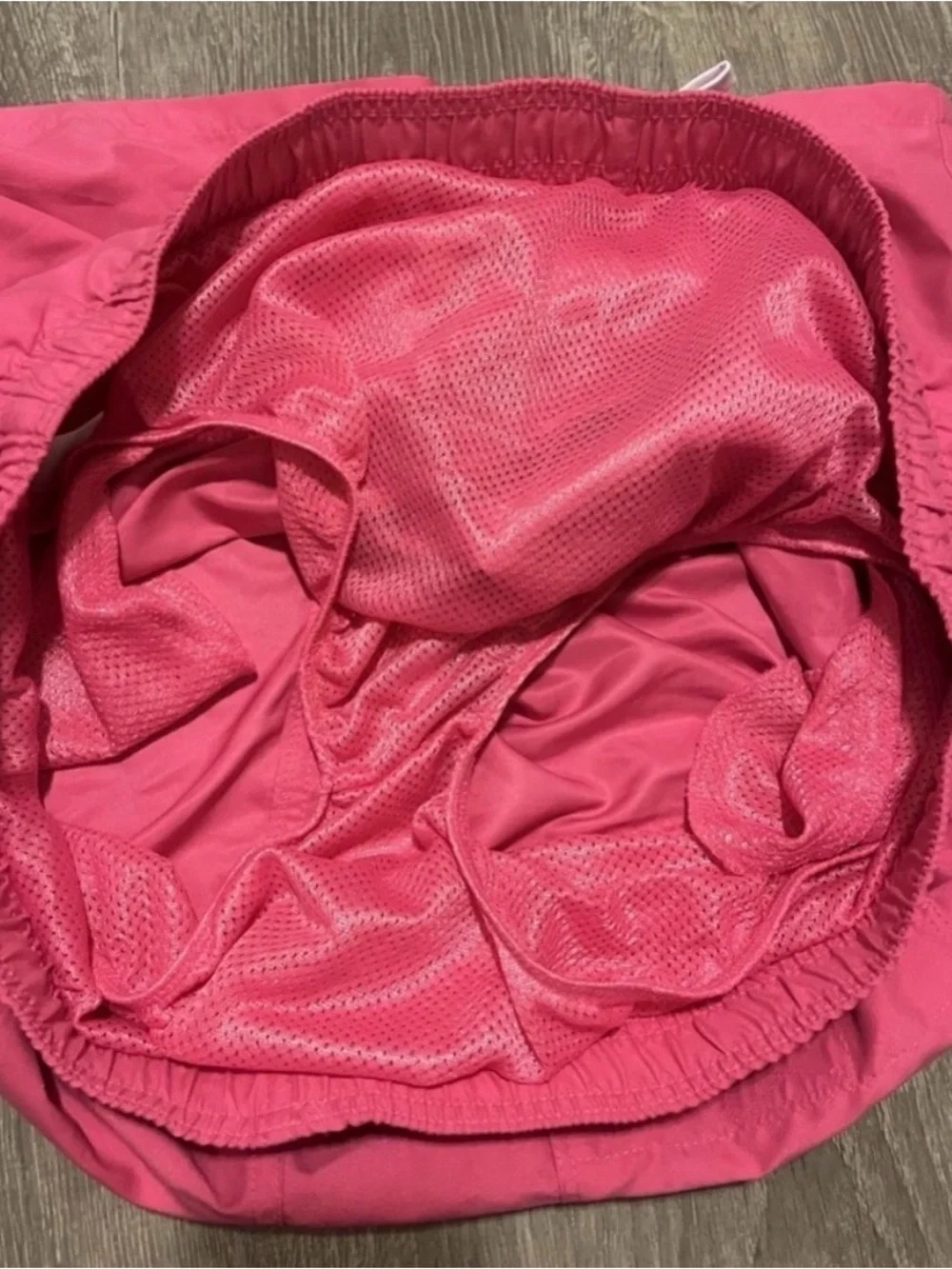 Old Navy Pink Swim Trunks Mens Size XL UPF 40 NWT Mesh Lined 7” Inseam Swimwear
